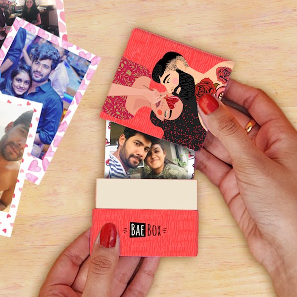 VebblerStudio's tweet photo. Still in search for the perfect Valentine's Gift?❤️ is 15% off on our VDay Products. Check them out here 👉https://t.co/On0UoRO0Sg

#ValentinesDay #valentinesday2020 #ValentinesDayGifts https://t.co/t97aVWpXP2