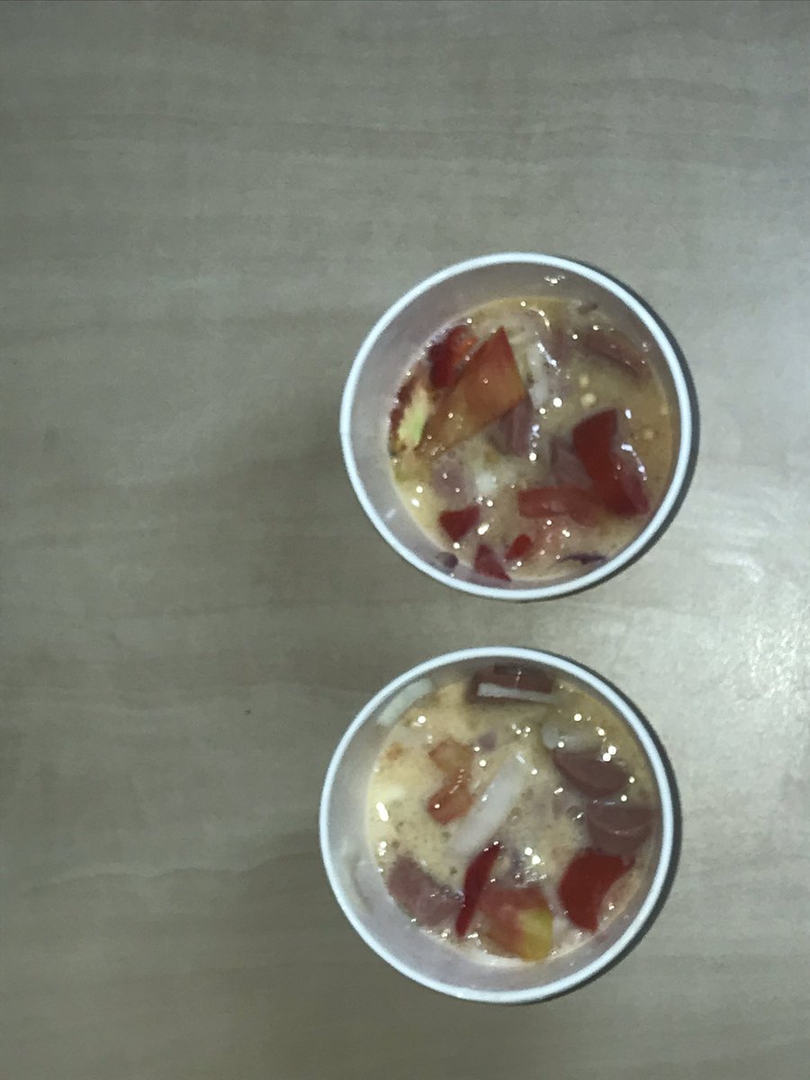 CupsofPaper's tweet photo. On this episode of “Don’t trash that cup”, we make an omelette dans tasse for your breakfast to-go.
#upcycle #microsafe #ecosafe #breakfast. https://t.co/vydCKqvsbX