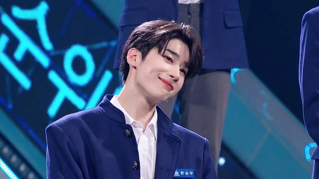 EliteHsw's tweet image. ⠀

               รัก ฮันซึงอู ♥️

           Always here for you

           HAN SEUNGWOO

           #listen_to_X1 
           #X1Forever 
           #X1_new_begining 
⠀ ⠀     #한승우

⠀ ⠀