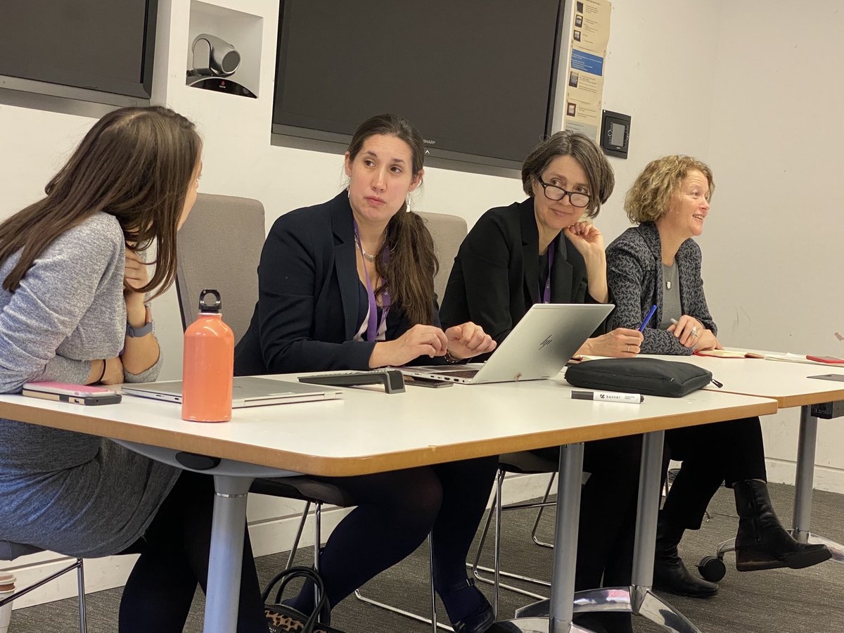 DanielleDunneUK's tweet photo. Our @DFID_UK dragons 🐲🐲🐲responding to the passionate & innovative pitches from our brilliant #Evaluation cadre 🤓💡on how to strengthen #dfidevaluation & maximise our impact going forwards! https://t.co/fEdyTFr1jZ