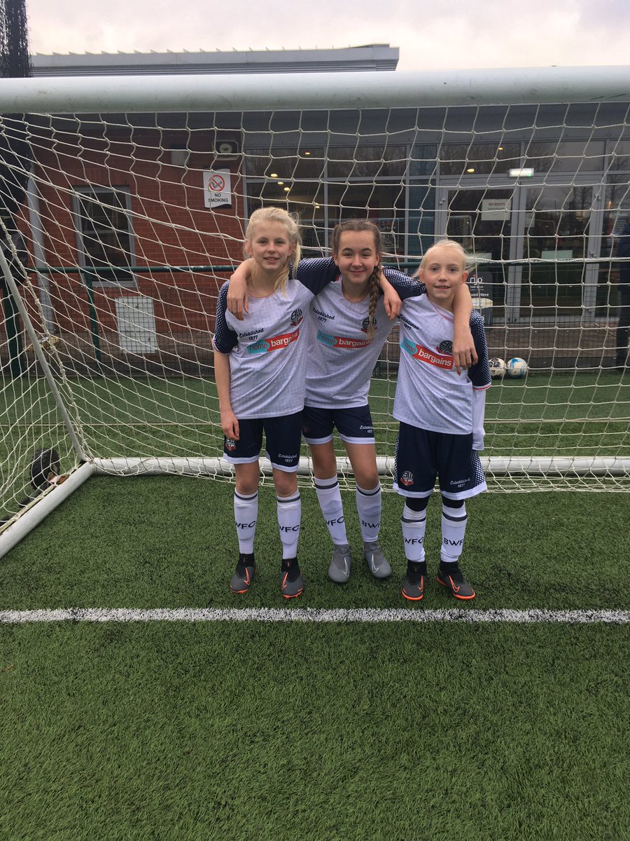 ⚽️Good luck to our players Eleanor, Mads and Izzy who are representing @OfficialBWFC in the #UtilitaGirlsCup Arena Final with their school @thornleigh! #BWFC #MadeInBolton @tsc_pedance @OfficialBWCT