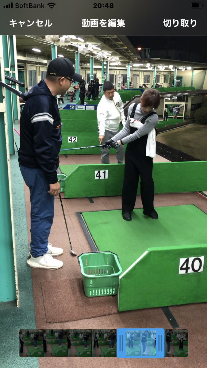 minnanogolf_jp's tweet photo. 先程のクラスでは、アプローチを重点的にレッスンさせて頂きました(^^)
先ずは小さなスイングでしっかりとミート出来るように頑張って参りましょうね😊
#ゴルフ　#ゴルフ初心者　#ゴルフレッスン　#堺市ゴルフスクール　#みんなのゴルフアカデミー　#大阪ゴルフスクール　#ゴルフ女子　#ゴルフ大好き https://t.co/cJS4tVFlXb
