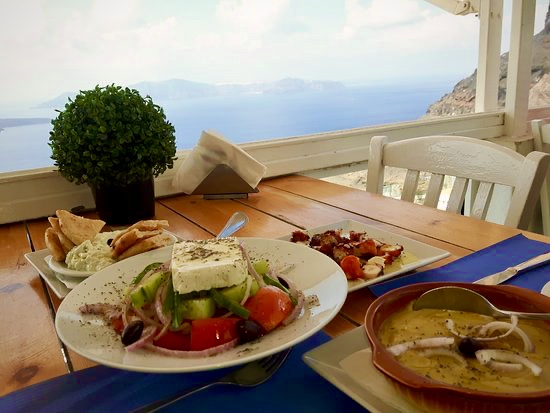 travelnelipot's tweet photo. Grab yourself a seat and watch the views from Oia, Santorini ππ
Get in the know, click the link in the bio! & follow us for more blog posts coming soon π
#sightsee #explore #beautiful #santorini #blog #greece #learn #summer #bucketlist #greecebucketlist #oiabucketlist https://t.co/ykoIkVw2sC