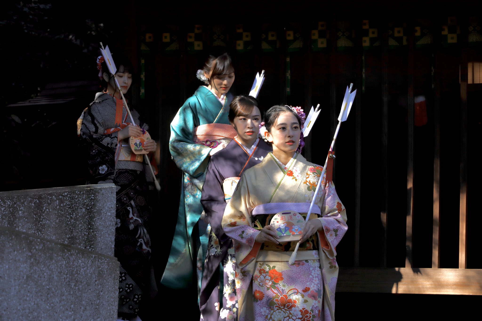 石原真 乃木坂46成人式 乃木神社 T Co Liaki0cduh Twitter