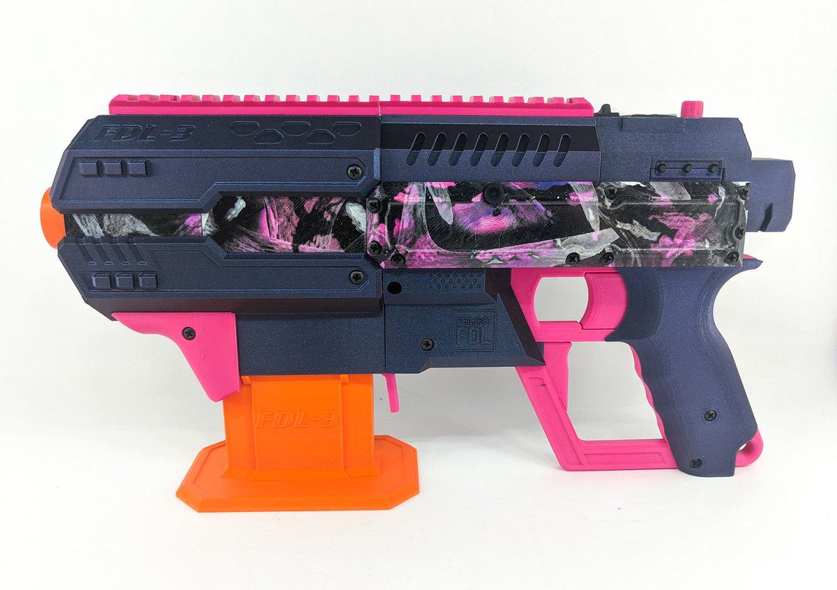 projectfdl's tweet photo. #0266 for Darren printed in @fillamentum wizard’s voodoo and magenta with a cool pink camo hydrodip
#projectfdl #fdl3 #3dprinting #makersgonnamake #womenmakers #hydrodipping https://t.co/W48pbfYJHx