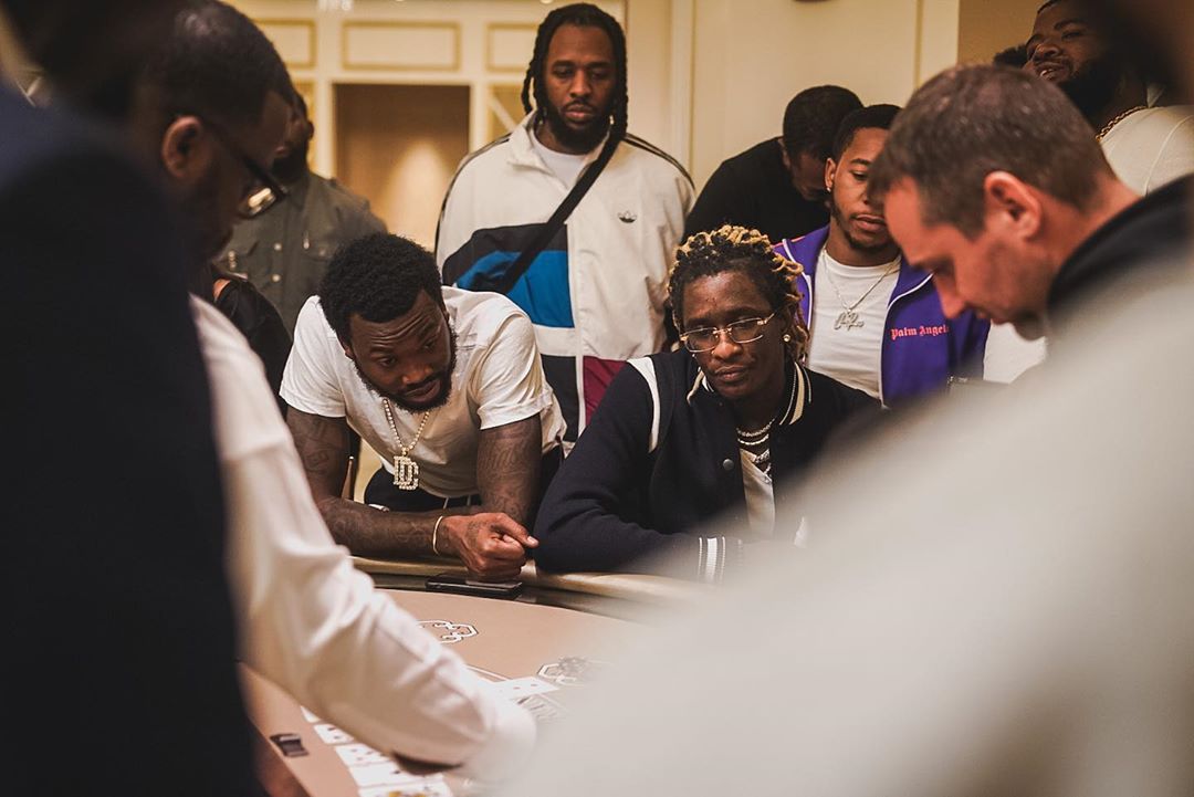 RapMais's tweet photo. Meek Mill e Young Thug ganharam tanto em jogo de Blackjack que Cassino não conseguiu pagar eles - https://t.co/S15OGae6wf https://t.co/a6GB1ug51O