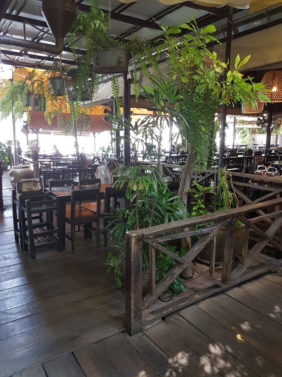 ChefKenHom's tweet photo. Perhaps one of my favourite restaurant is #RiverTreeHouse created &amp; managed by Frederic Loyat. It is worth the trip down the #ChaoPraya river to his charming &amp; enchanting restaurant where you sit outside by river &amp; watch boats go by eating great home cooked food in #Bangkok..... https://t.co/OmtAaDUE1D