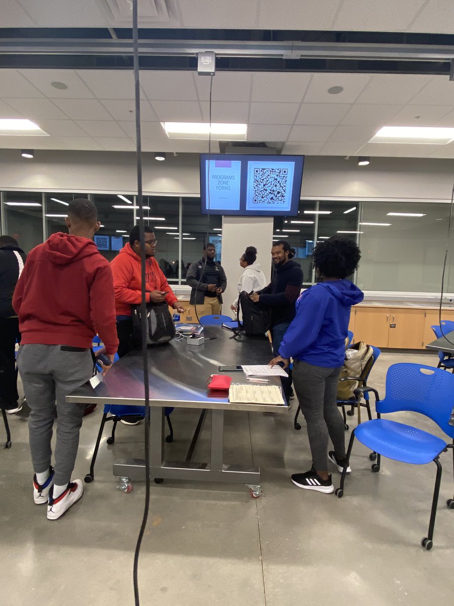 LATechNSBE's tweet photo. Thank you to everyone that came out to our MOM and GBM meetings! Don’t forget dues must be paid by 5 pm this Friday to receive a shirt and to be in the Mentor &amp; Mentee program. #nsbe #latechnsbe #regionV #R5lazone #r5nsbe https://t.co/Autd4WR8dJ