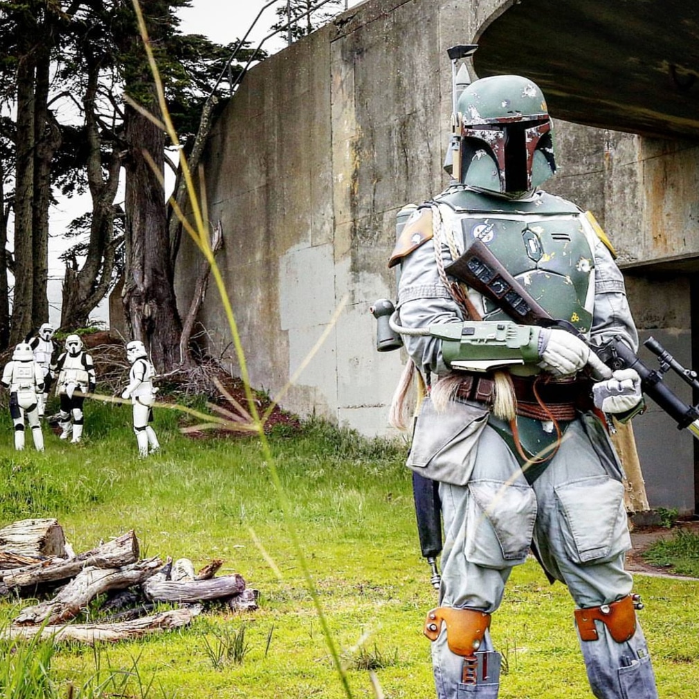 14Killstripes's tweet photo. When the Imperials pay me to find out who was involved in The Asset punching incident. #BabyYoda #bobafett #StarWars https://t.co/dtlUbLDRvP