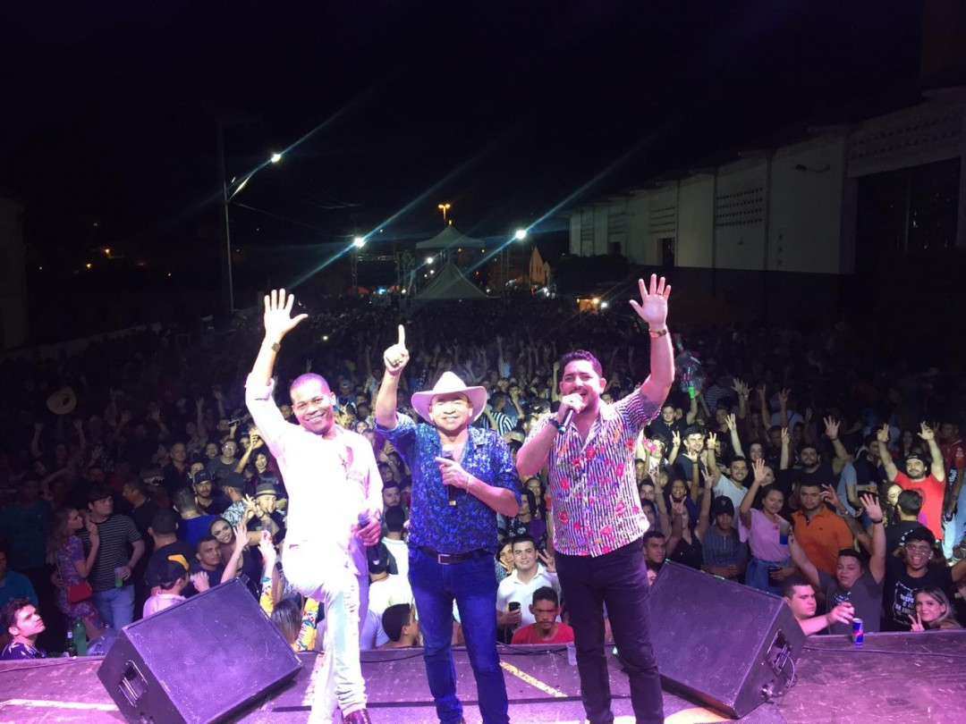 Passando pra agradecer todo o carinho da galera de Itaporanga. Vocês deram show,... instagram.com/p/B7G6jZDHN3I