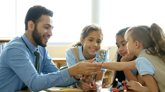 nancy_youngw's tweet photo. Easy math problem! St. Paul Public Schools reduced infrastructure, hardware and facility costs by 75% after moving to @OracleCloud infrastructure. #oraclegov360 https://t.co/0lSc8nIsQD https://t.co/P4EleRVshp