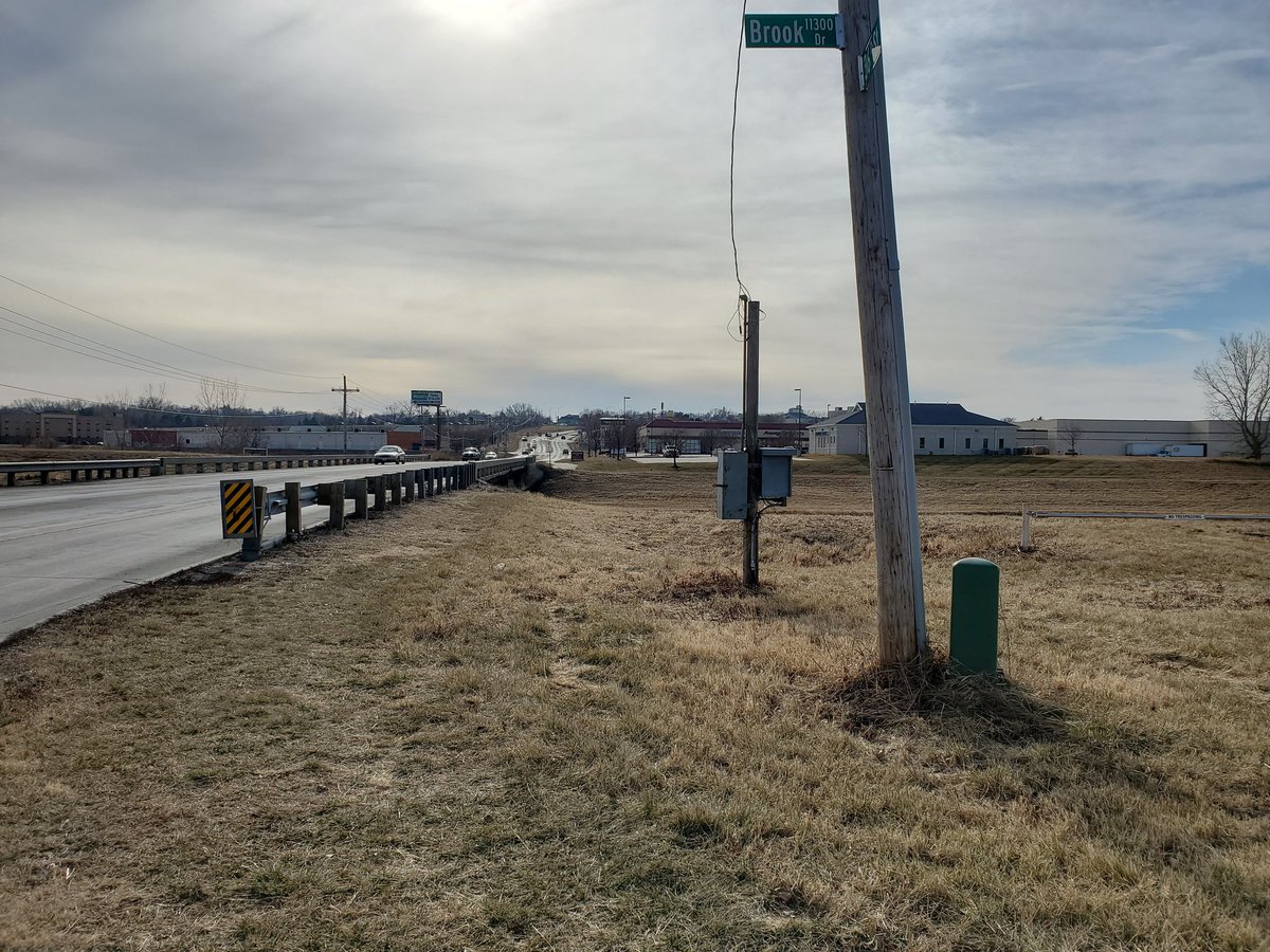 SarpyTraffic's tweet photo. Third location for Team #1 is at 36th and Brook right by Twin Creek Cinema. #35MPH https://t.co/mnvipIEcsD