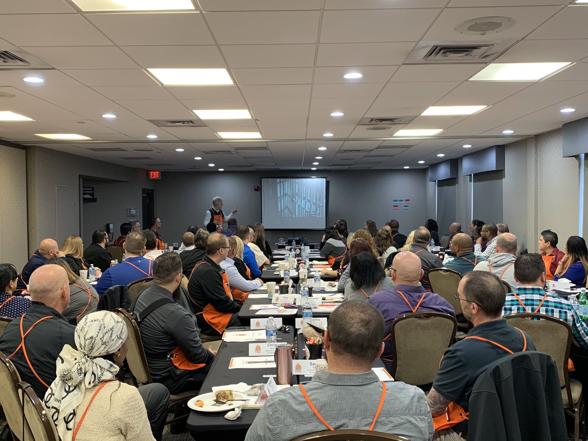 Dennis Riebel tweet media