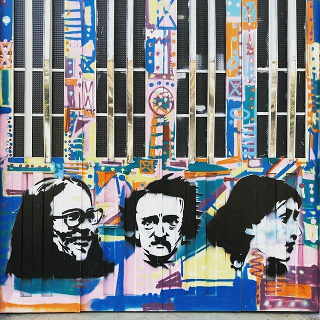 computershots's tweet image. #notchapinerobutitrulez #graffiti #stencil #bogotart #streetart ift.tt/2t5lm7A