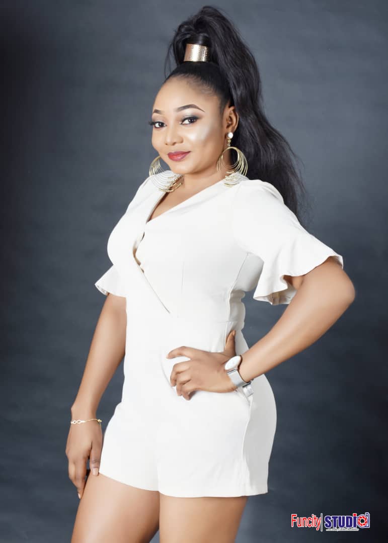 peace_wealth's tweet photo. Happy belated birthday sweetheart ❤ 😘, God bless n grant u all the desires of your heart.. I love always n a day https://t.co/rNAMSs2ZjA