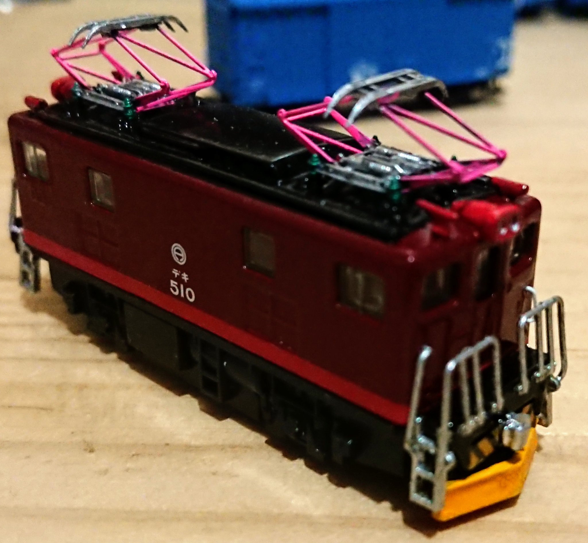 Krt6000 ポケットライン改造作品展 に出すべく改造を始めたのですが 全く間に合わなかった改造機関車が漸く完成 しました 改造を進めて行くうちに足りないパーツがちらほら 適当にパーツを取り付けた結果がこれです 笑 Kato ポケットライン 改造 Krt6000 ポケットライン改造作品展 に出すべく改造を始めたのですが 全く間に合わなかった改造機関車が漸く完成 しました 改造を進めて行くうちに足りないパーツがちらほら 適当にパーツを取り付けた結果がこれです 笑 Kato ポケットライン 改造