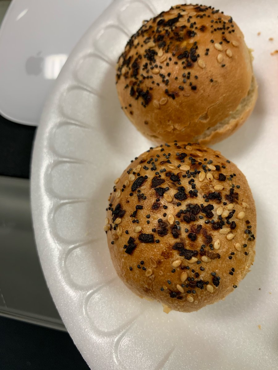 BriCurington's tweet photo. @Starbucks I ordered an Everything Bagel with my mobile order this morning and got this. Is this what is being served instead of the full bagel now? 🙁 https://t.co/XYUmL6gGck