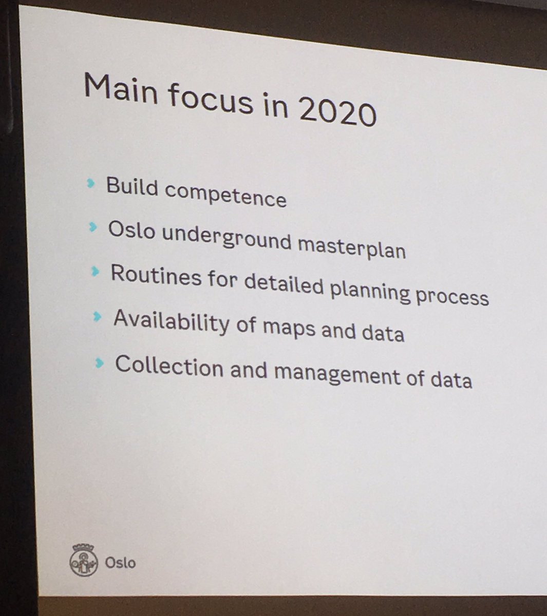 UrbangeoN's tweet photo. #Oslo #city is preparing a #subsurface #masterplan where #geology #groundwater and #subsidence are essential for #sustainable #urban #development. Ingelov Eriksson @Planogbygning presented results from the Underground project and the future plans at #NGWM2020 https://t.co/nMfR9bGP8F