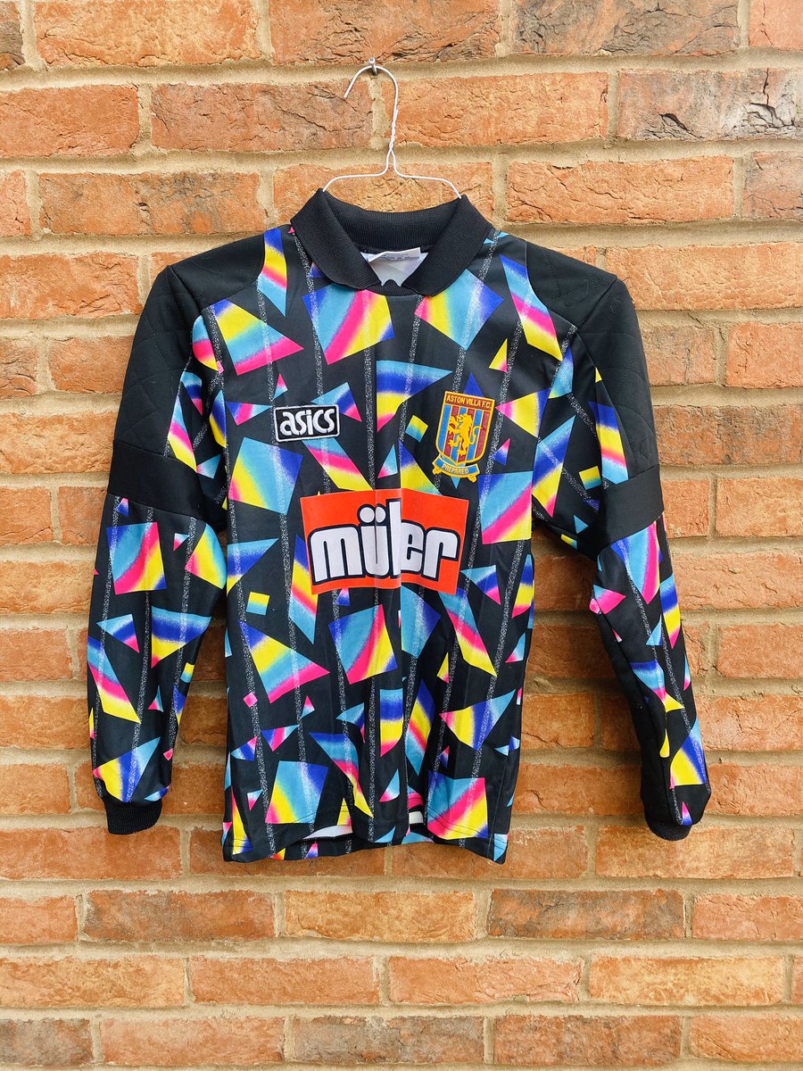 aston villa goalkeeper kit