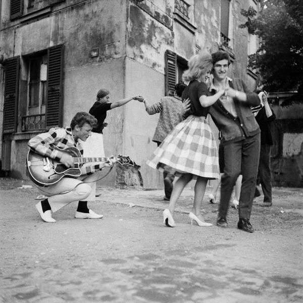 On Twitter Johnny Hallyday Eddy Mitchell Montmartre