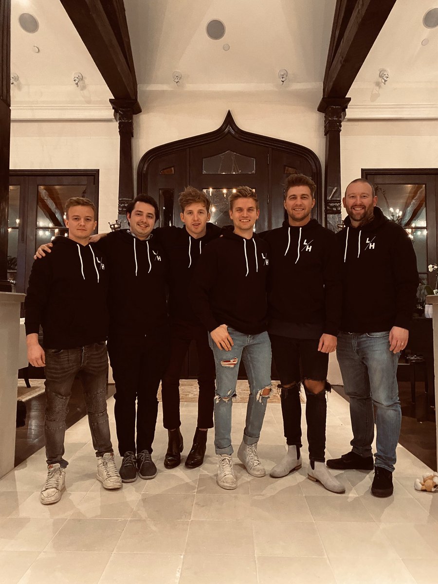levihummon's tweet photo. Finally got to celebrating the #DropOfUsTour with the band boys!! Can’t wait get back on the road in 2020. https://t.co/fsHTFGXkPq