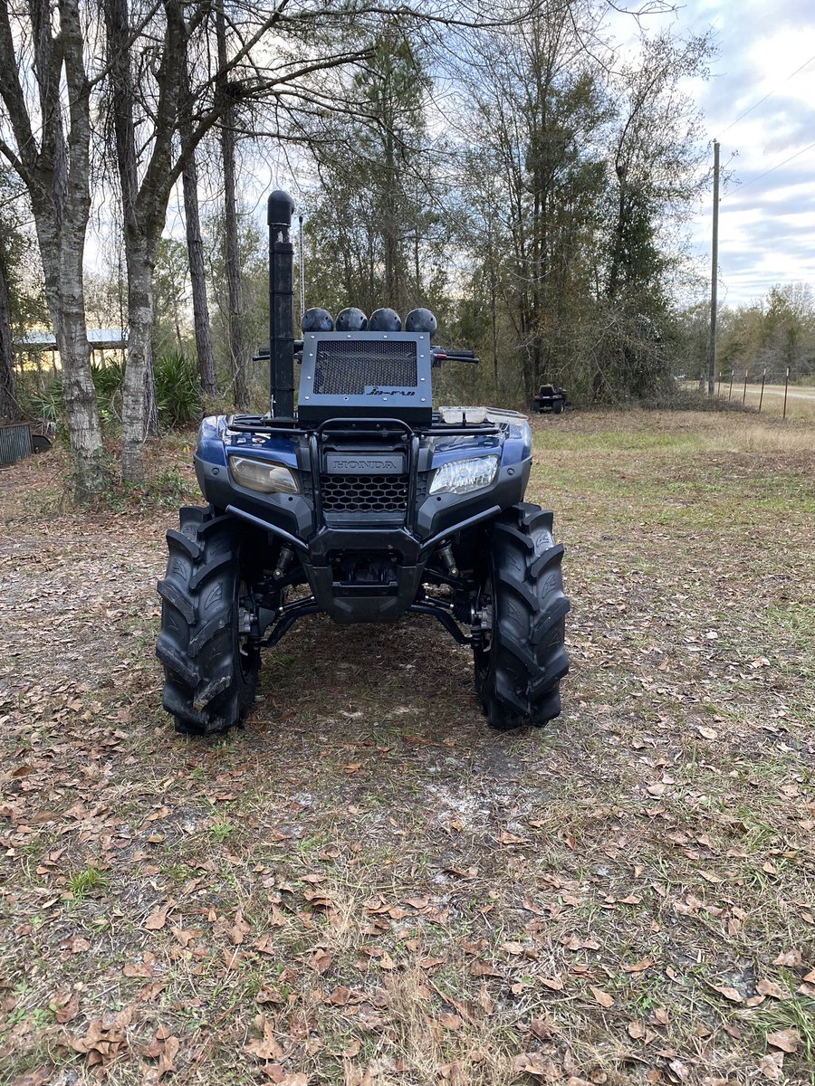 hornedylan's tweet image. Twitter find me a buyer please