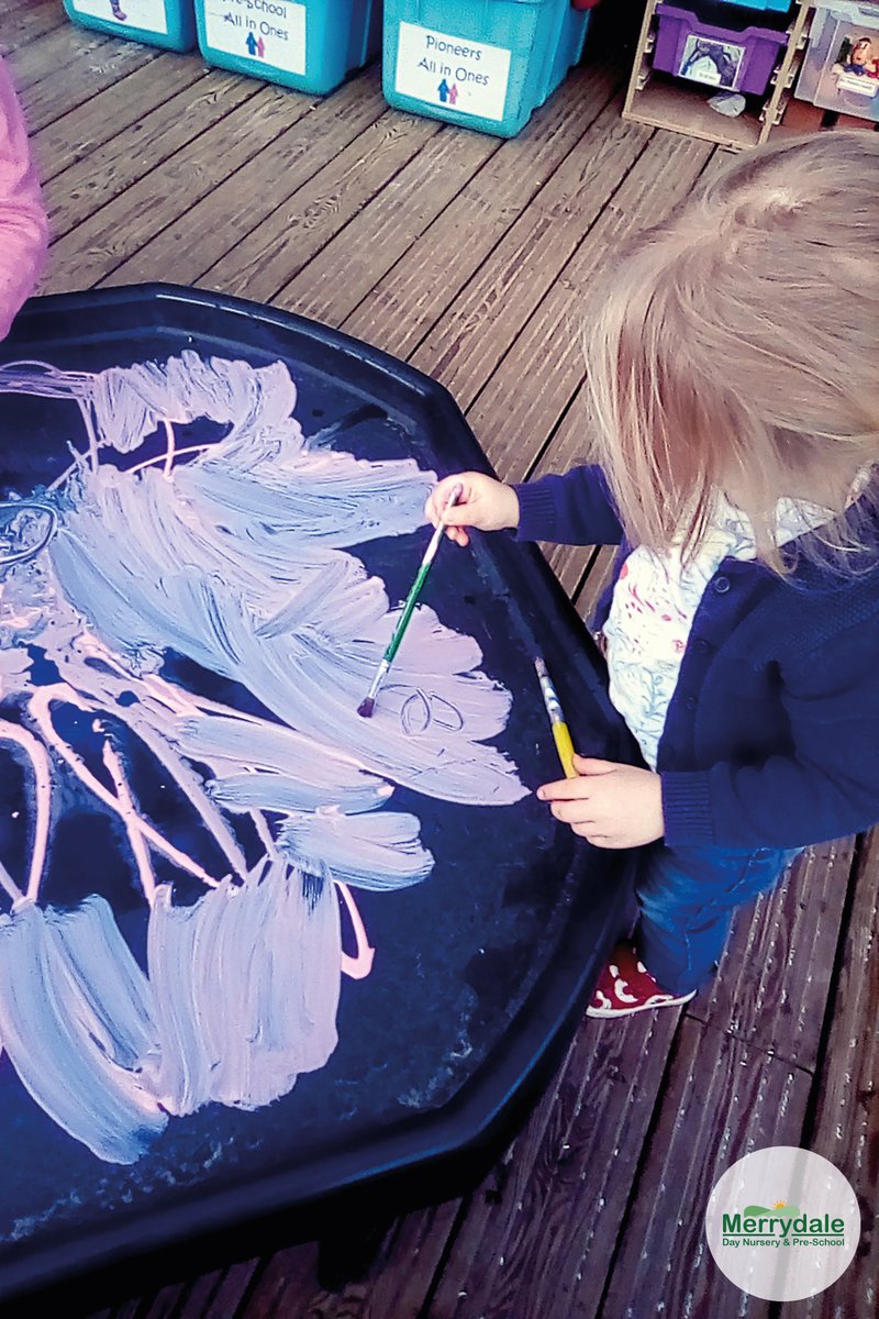 CCLnurseries's tweet photo. The Pioneers have been mark-making in the paints on the tuff tray this morning. They used paintbrushes to mix the colours and also make their own marks.

#Merrydale #daynursery #preschool #Pioneers #markmaking #paint  #colours #CompleteLearning #childcare #CompleteChildcare https://t.co/EZwKq0l0Hv