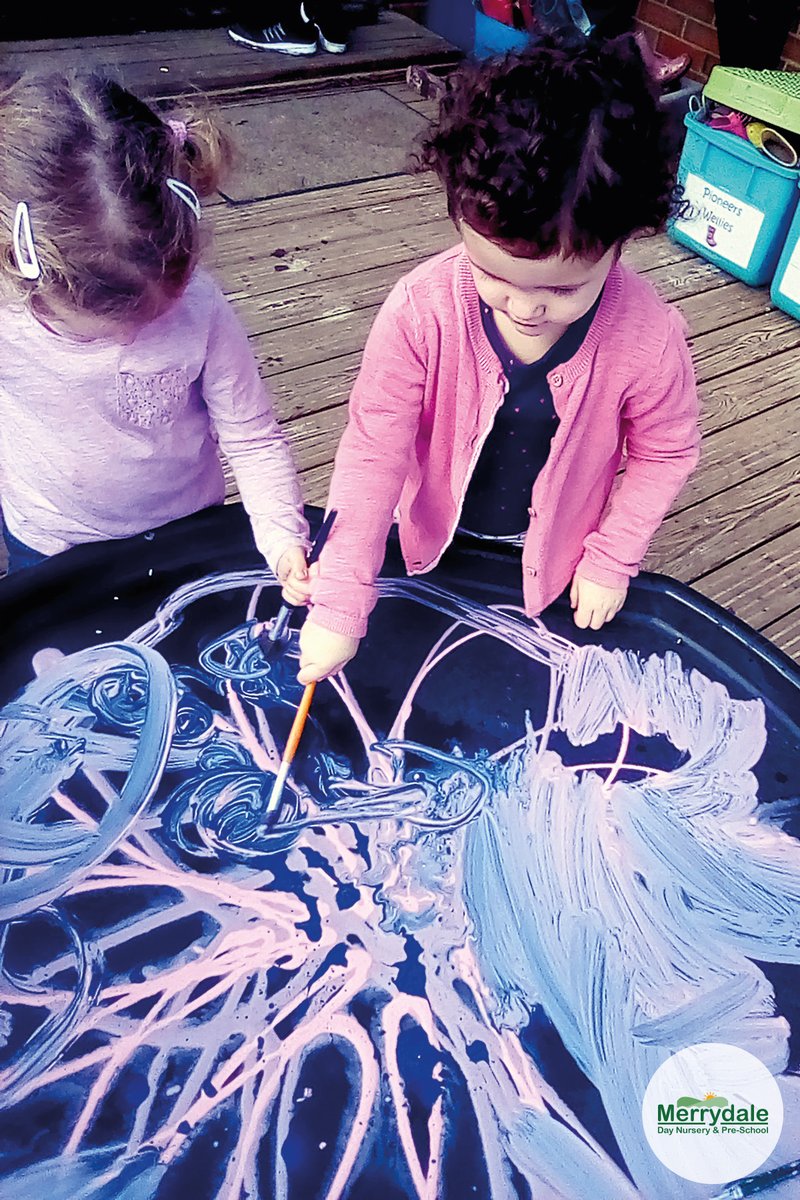 CCLnurseries's tweet photo. The Pioneers have been mark-making in the paints on the tuff tray this morning. They used paintbrushes to mix the colours and also make their own marks.

#Merrydale #daynursery #preschool #Pioneers #markmaking #paint  #colours #CompleteLearning #childcare #CompleteChildcare https://t.co/EZwKq0l0Hv