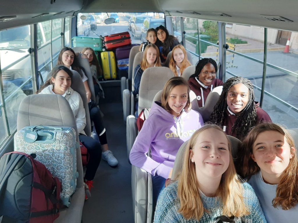 neskuwait_pe's tweet photo. Best of luck to our BSME U15 Netballers travelling to Abu Dhabi this weekend. https://t.co/JA3Aw3QRIl