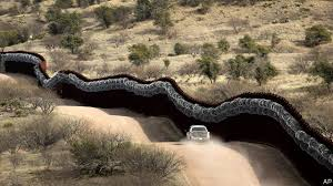 Radiotv10rwanda's tweet photo. #BreakingNews 
@realDonaldTrump said The Fifth Circuit Court of Appeals just reversed a lower court decision and gave him the go ahead to build one of the largest sections of the desperately needed Southern Border Wall, Four Billion Dollars.
#RwOT https://t.co/ook3YesIon
