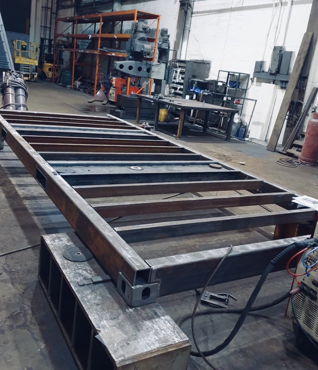 piermodular's tweet photo. #manufacturers of offshore #subsea control cabin and workshops at the DYNAMIX Fabrication facility in #Arbroath. First of this years 20ft and 14ft bespoke #offshore units designed and approved to @DNVGL and ABS to support our clients #growth in multi-region operations https://t.co/zF2X6iTIVl