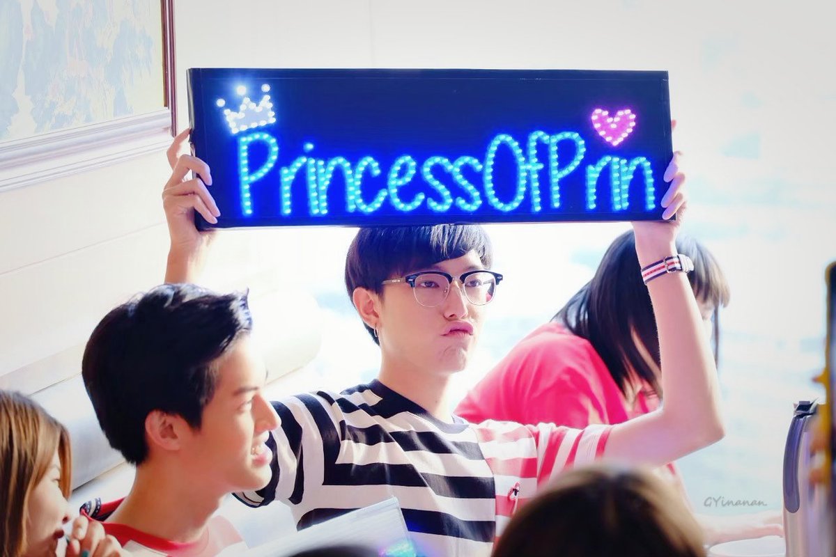 GYinanan's tweet photo. HBD จร้า @Princhwp
ขอให้มีความสุขมากๆๆ คิดสิ่งใดขอให้สมปรารถนาทุกประการ สุขภาพแข็งแรง เป็นที่รักของทุกๆๆคนนะครับ 🎂
#PrincessOfPrin #Prin20thBirthday https://t.co/KkzDNVFBjH