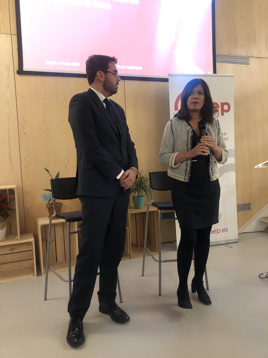 CPEREZANDUJAR's tweet photo. Intervención de @MarEspanaMarti Directora de la @AEPD_es para cerrar el acto de presentación del #Plan #APEP2020 de @AsociacionAPEP @MarcosJudel @JAOrgaz https://t.co/CO3CbzD4iK