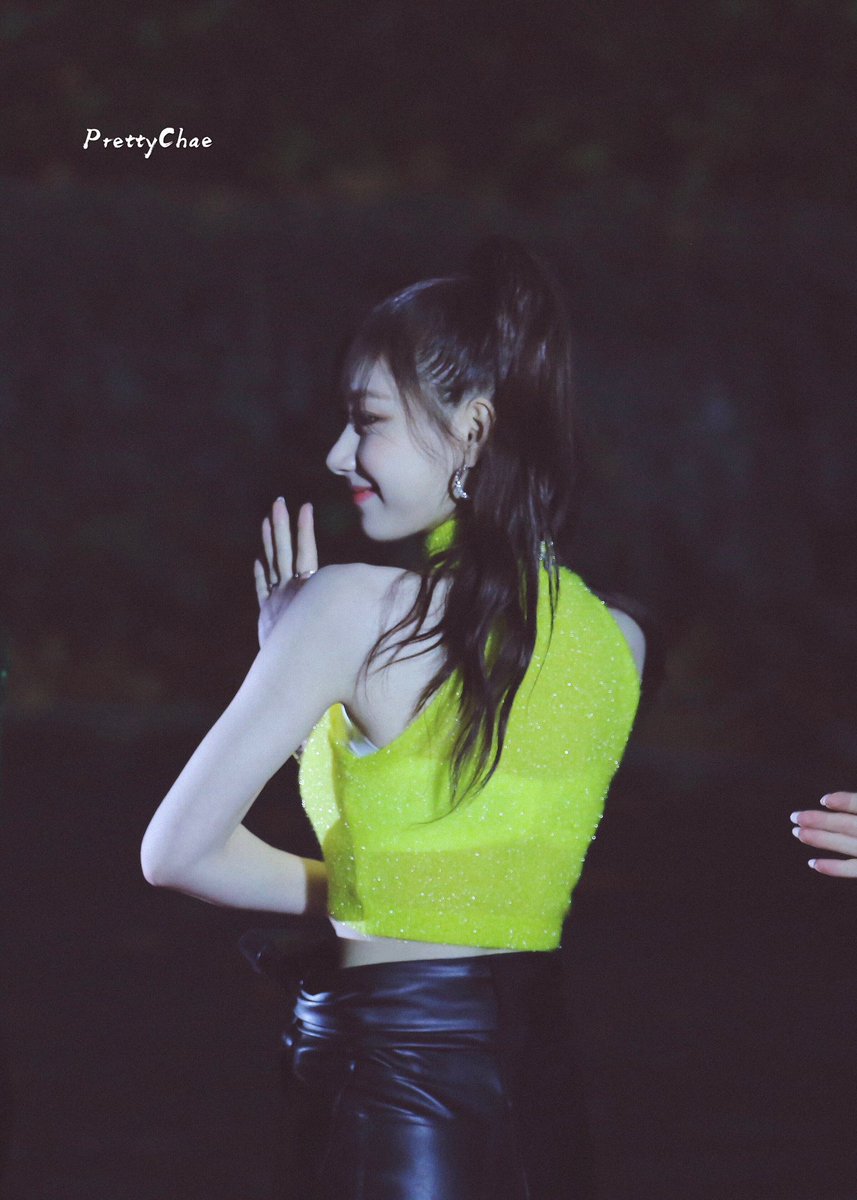 chaerypics's tweet photo. 200108 ♡ #채령 *:･
˗ˏˋ© prettychae ♡ #chaeryeong ˎˊ˗ https://t.co/eZN2FKbJzR