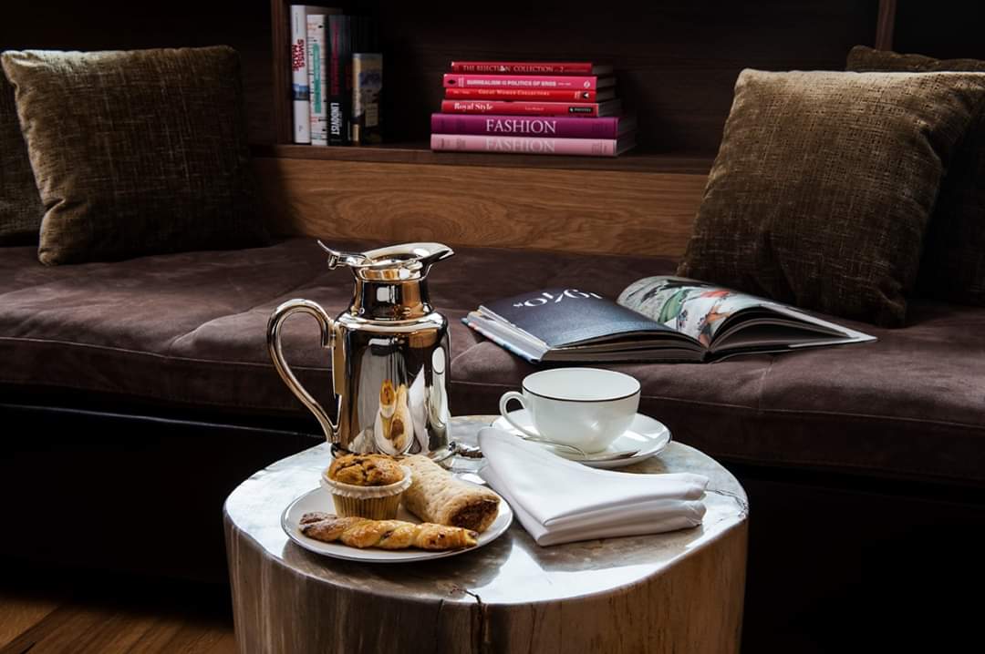 orascom_hotels's tweet photo. It is time for your afternoon tea at @TheChediAnd
#Andermatt #OrascomHotels #Switzerland https://t.co/a4LKBG8lr1