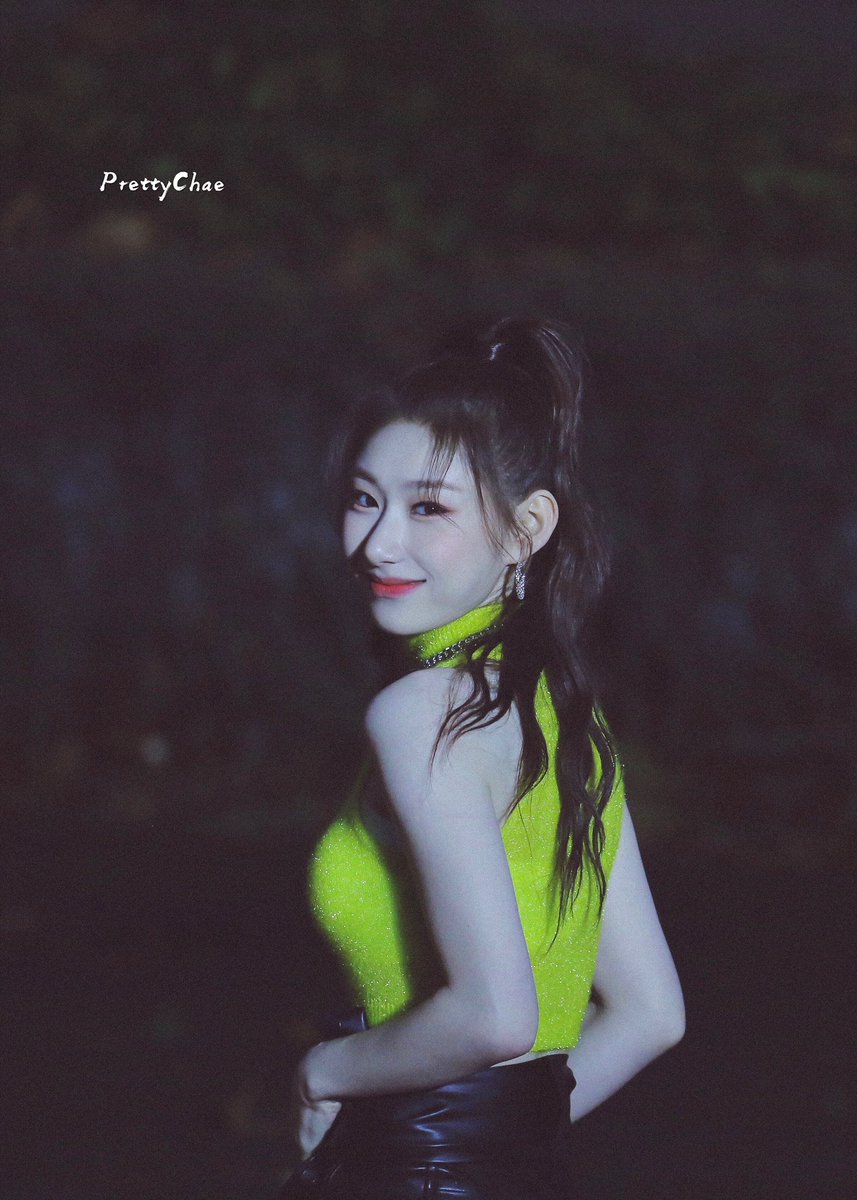 chaerypics's tweet photo. 200108 ♡ #채령 *:･
˗ˏˋ© prettychae ♡ #chaeryeong ˎˊ˗ https://t.co/eZN2FKbJzR