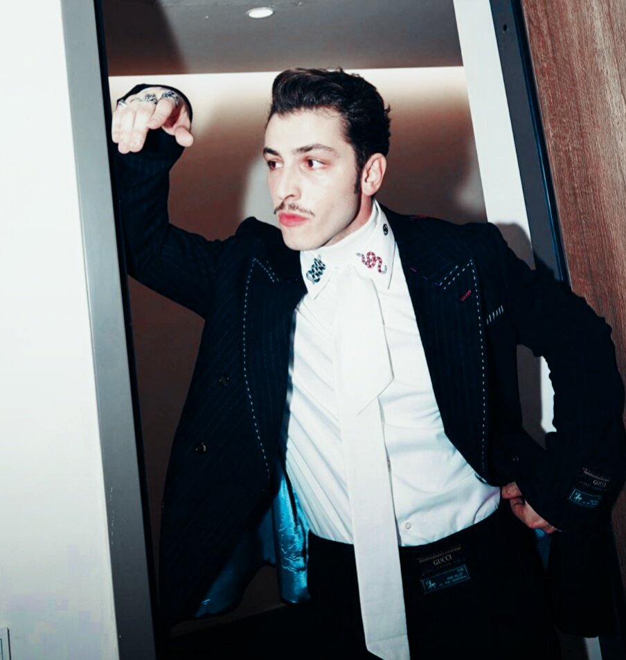 s 🌿 (@mavroliva) on Twitter photo 