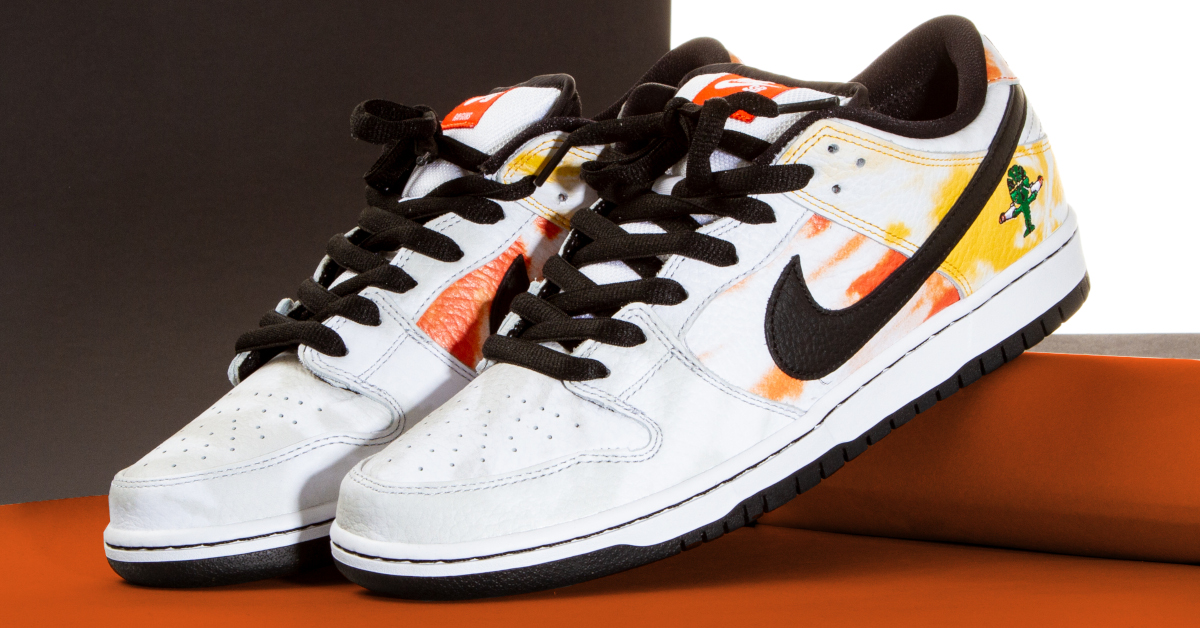 Nike SB and Skate Deluxe - Le Garage Paris - Sidewal