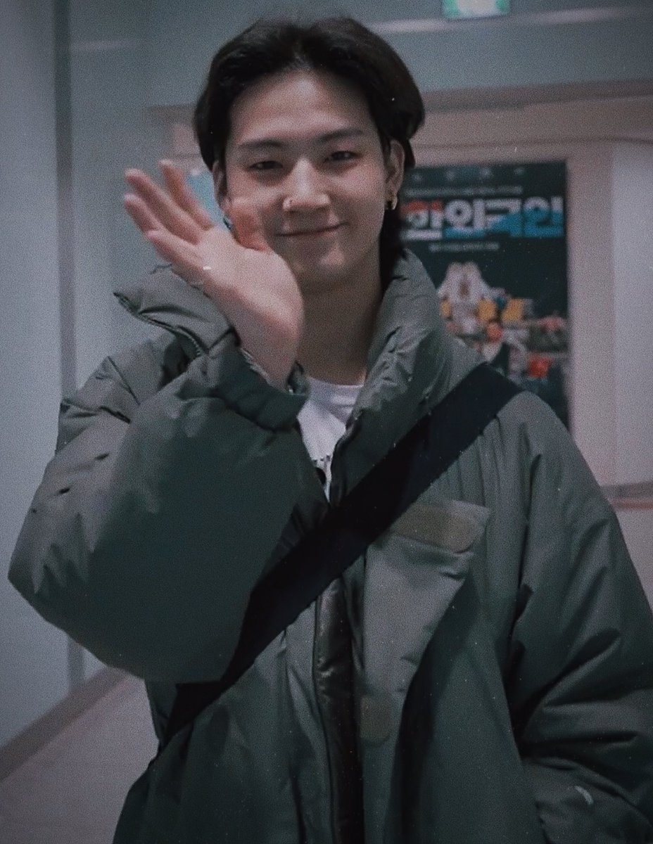 재범 사진 다 올리는 계정 tweet media