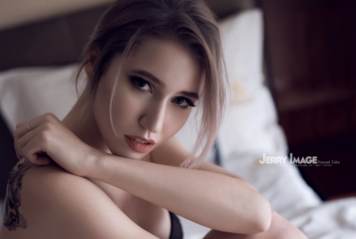 wangjerry930's tweet photo. 战斗民族的美女
投稿@91porm https://t.co/EdP3hU4xoA