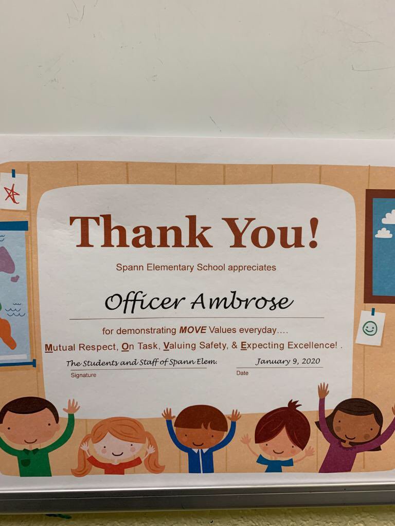 SPDSC's tweet photo. A couple of our schools say thank you to our SROs for #LawEnforcementAppreciationDay! #LEAD #SPDPride https://t.co/61iqVGKIvB