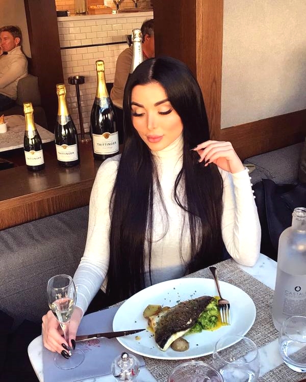 LovingNatasha's tweet photo. Recently, I discovered, that in passports of my friends on a page with a family position there is a kind of seal, but my page is empty. When I asked my dad why it's so, he said tha... ...
♥ Send her Message > https://t.co/QsQkbWRmyK < ♥ https://t.co/Jh43X2Pb2e