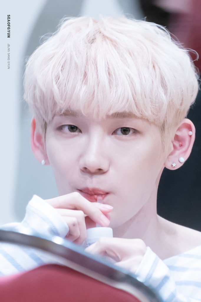 SeaOfGyun's tweet photo. 울 듀오 맏형 켄타 생일 축하해 !! 🥳
언제나 좋은 기운 밝은 에너지 뿜뿜 전달해줘서 고마워 💙💛
즐겁고 행복한 생일 보내 💫

#햇살같은_켄타야_생일축하해
#HAPPY_KENTA_DAY
#JBJ95 #타카다켄타 #켄타 #KENTA
#ケンタ https://t.co/VbAOd0q5hr
