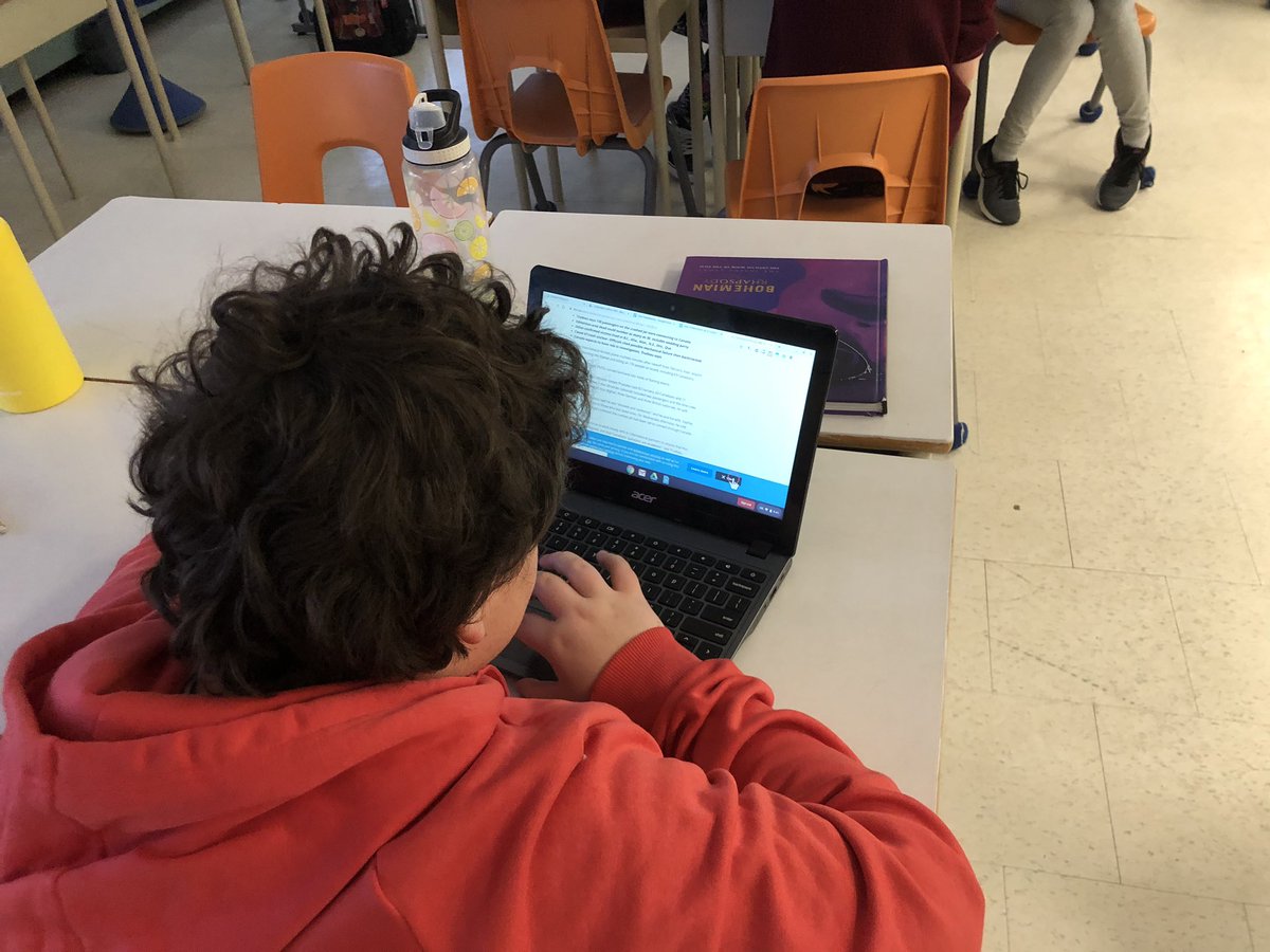 MsMilito13's tweet image. Extra, extra read all about it!!! Grade 6 working on current event presentations! Can’t wait to hear all about their research! #BeInnovative #ocsbdeeplearning