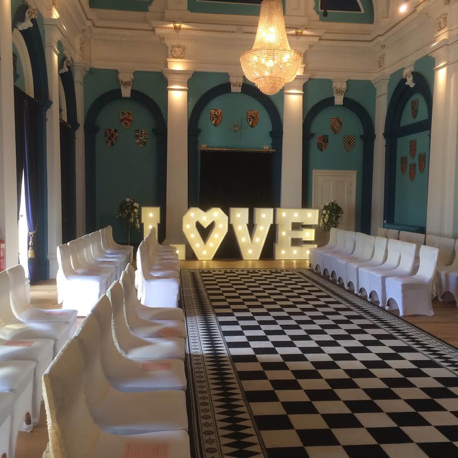 RoomsRoyal's tweet photo. We're counting the days until our Wedding Venue Open Day on Sunday 19th January, 11am - 3pm...

Come along to look around, have an informal chat with a complimentary cuppa and, if you like what you see, take advantage of our money saving special offers available only on the day! https://t.co/6f1v1Bq4JJ