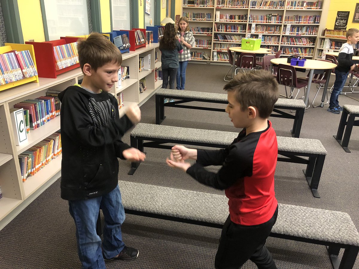 robinkramer's tweet photo. Rock Paper Scissor showdown after reading The Legend of Rock Paper Scissors by @DrewDaywalt #weetigers #willardschools https://t.co/PFNNKUjg9u