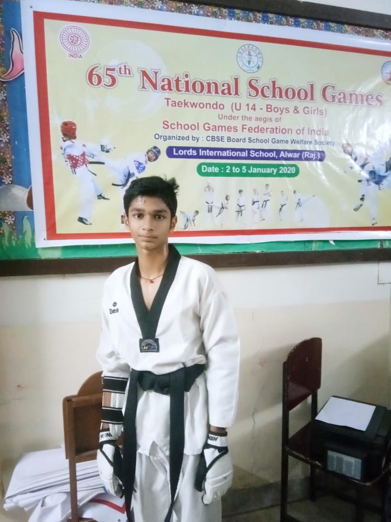 DPSSec45Gurgaon's tweet photo. 65th  (SGFI) National School Games Taekwondo (U-14) Boys Tournament was held at Alwar from 2nd to 5th January, 2020.Kartik Singh of VIII-J received a Gold medal 🥇 and was declared the National Champion. https://t.co/47H5UaXsFp