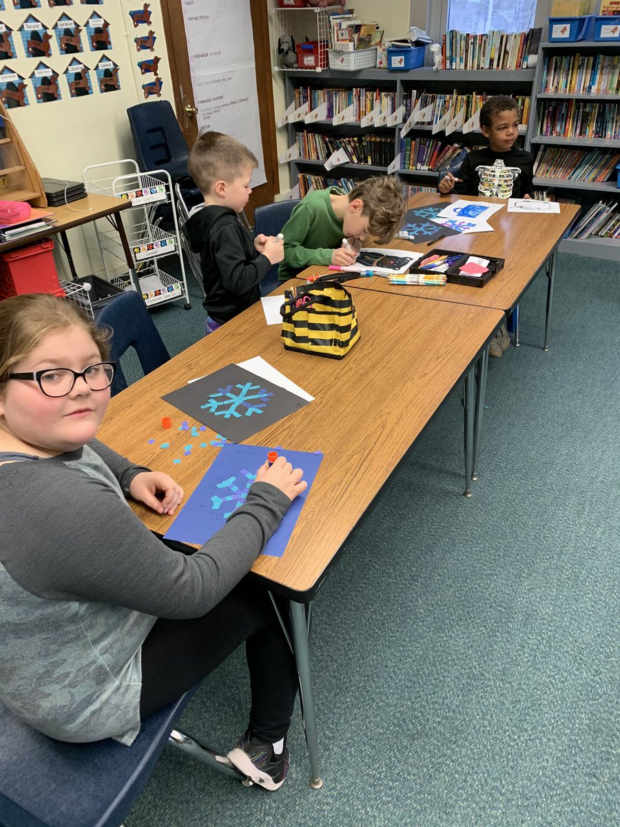 TabiTheTeacher's tweet image. We love spending time with other units! #UnitA #UnitC #wintercraft