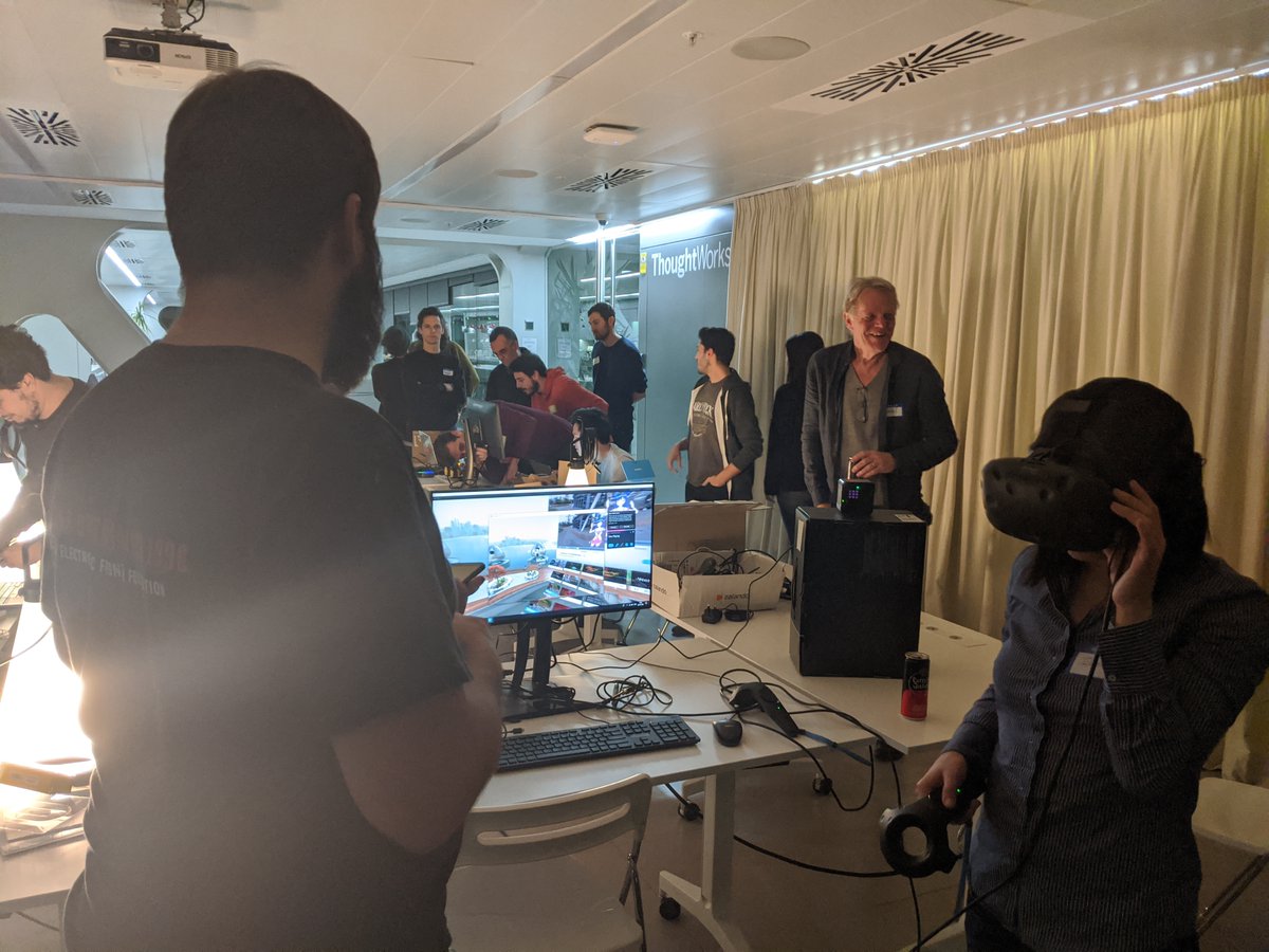 hardwarehacklab's tweet image. Last night #HardwareHackLab in #ThoughtWorks #BCN was pretty dope. Lots of people attended the meetup. Some groups formed around ongoing projects involving #VR, #Arduino and #robots.