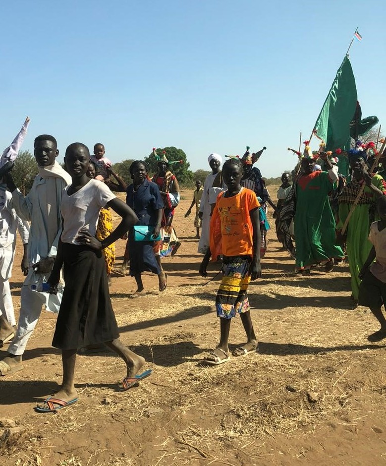 WFP_MENA's tweet image. @WFPChief in #Kauda South Kordofan with Sudanese Prime Minister &amp;amp; officials, who visit the area for the 1st time in 9 years.

The trip follows a recent visit by Beasley to Kauda &amp;amp; Yabus which signalled significant improvement to humanitarian access in these areas.
#Sudan